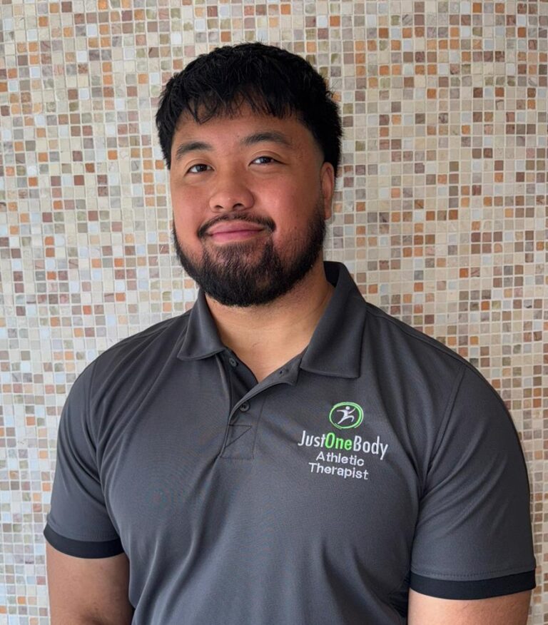 Dustin De Perio, athletic therapist